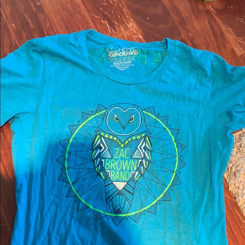 Medium zac brown band tour shirt